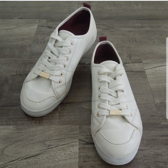 Guess Shoes - Guess Shoes White Sneakers w Gold Trim